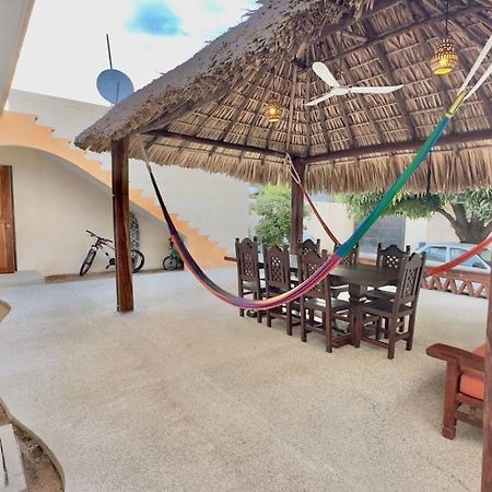 Casa Puerto Viejo Hotel ปูแอร์โตเอสกอนดิโด ภายนอก รูปภาพ